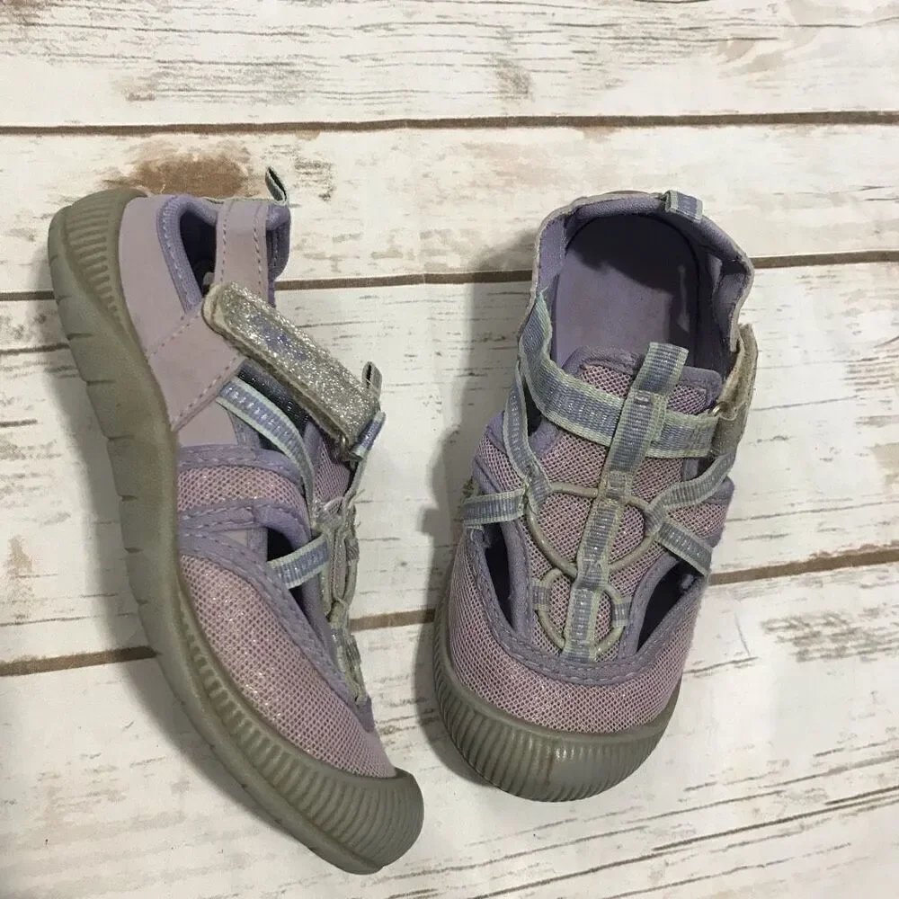 OshKosh Closed Toe Sandals Girls Size 12‎ purple